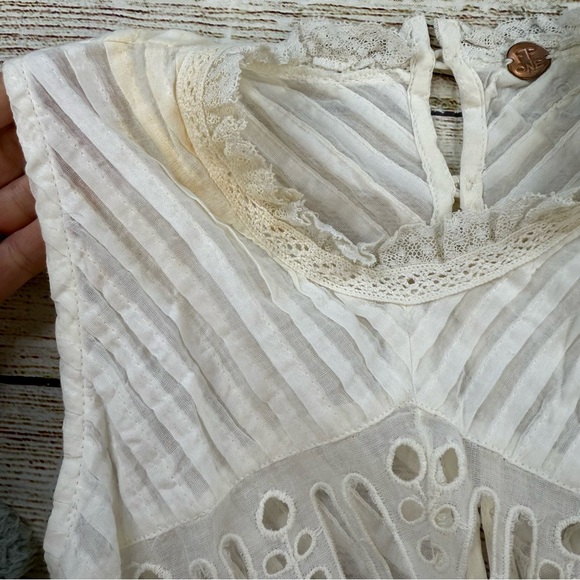 Free People Eloise Embroidered Eyelet Tunic FP One - Picture 6 of 7